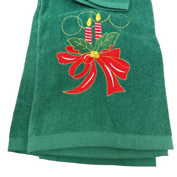 Holiday Towels Bath Set of Three Green Embroidered Bow Holly Candlestick Motif - Picture 2 of 10